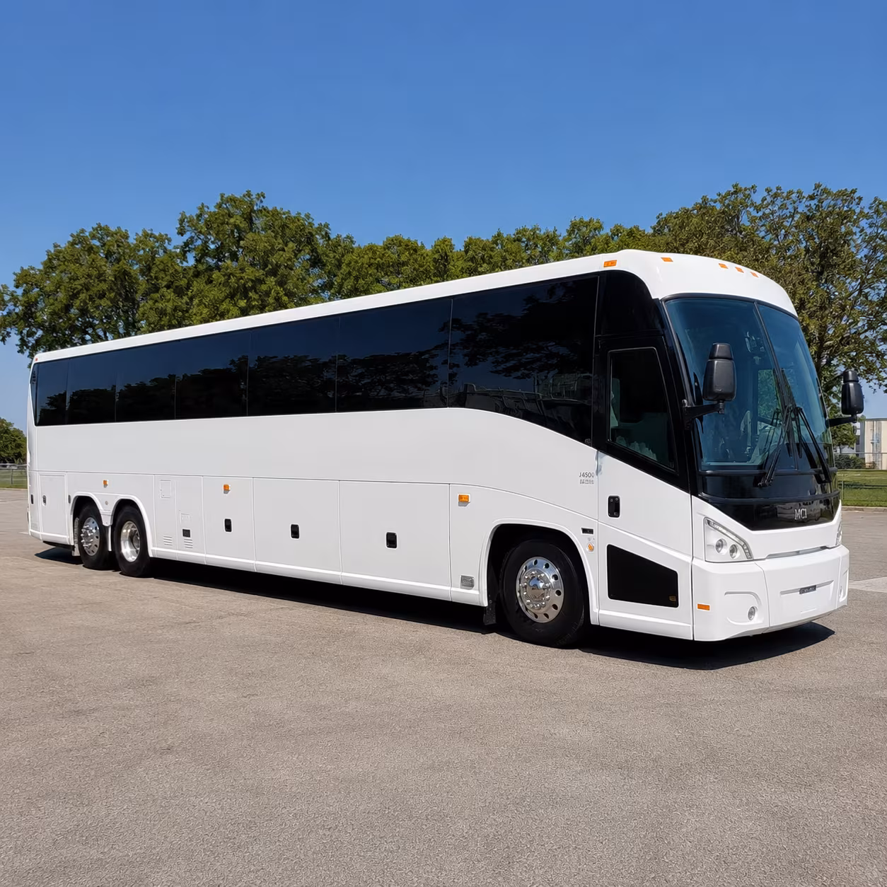 book charter buses to bradley international airport and tweed new haven airport from milford