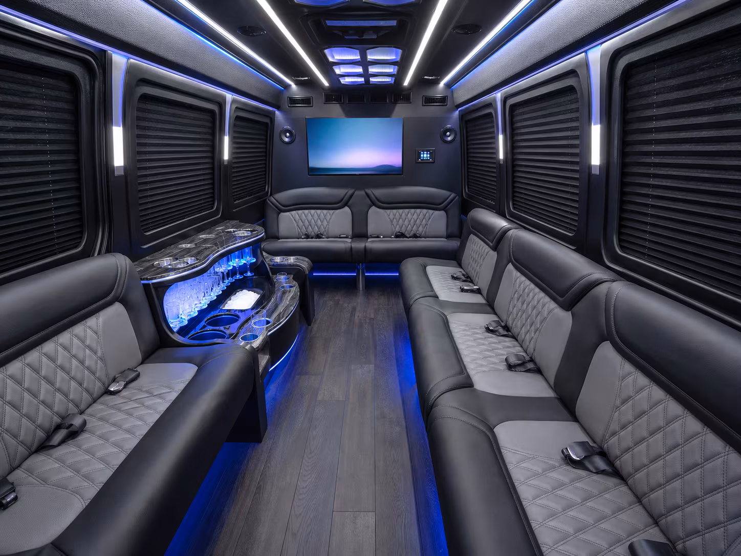 milford 15 passenger party bus