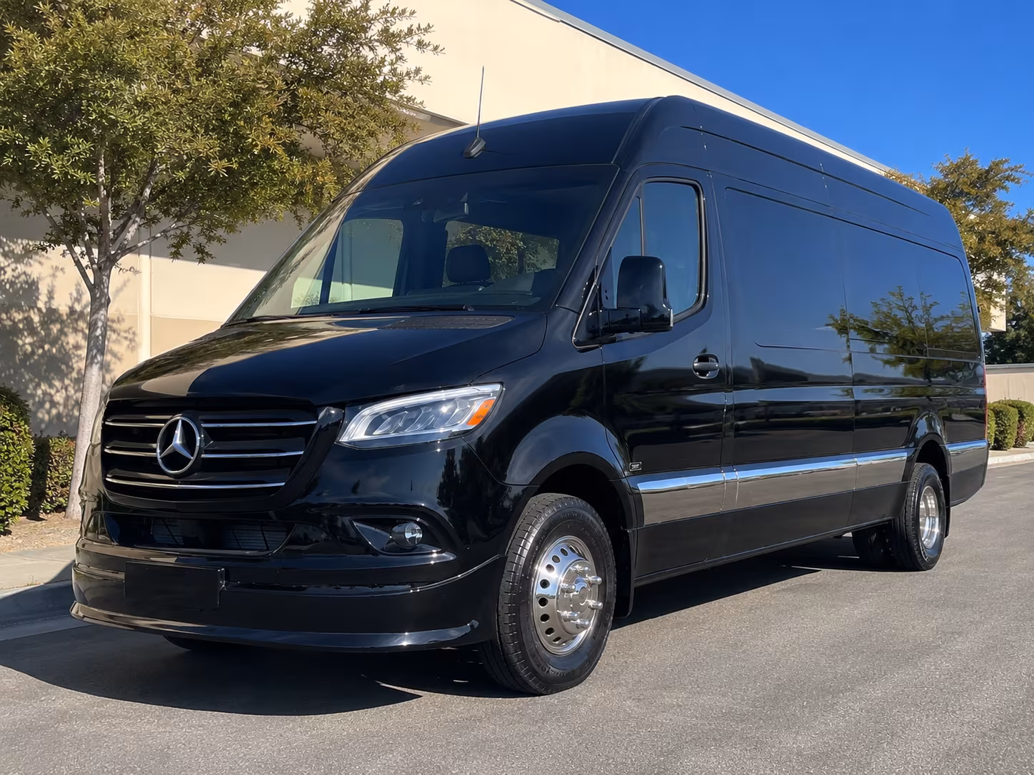 milford airport transportation onboard seating