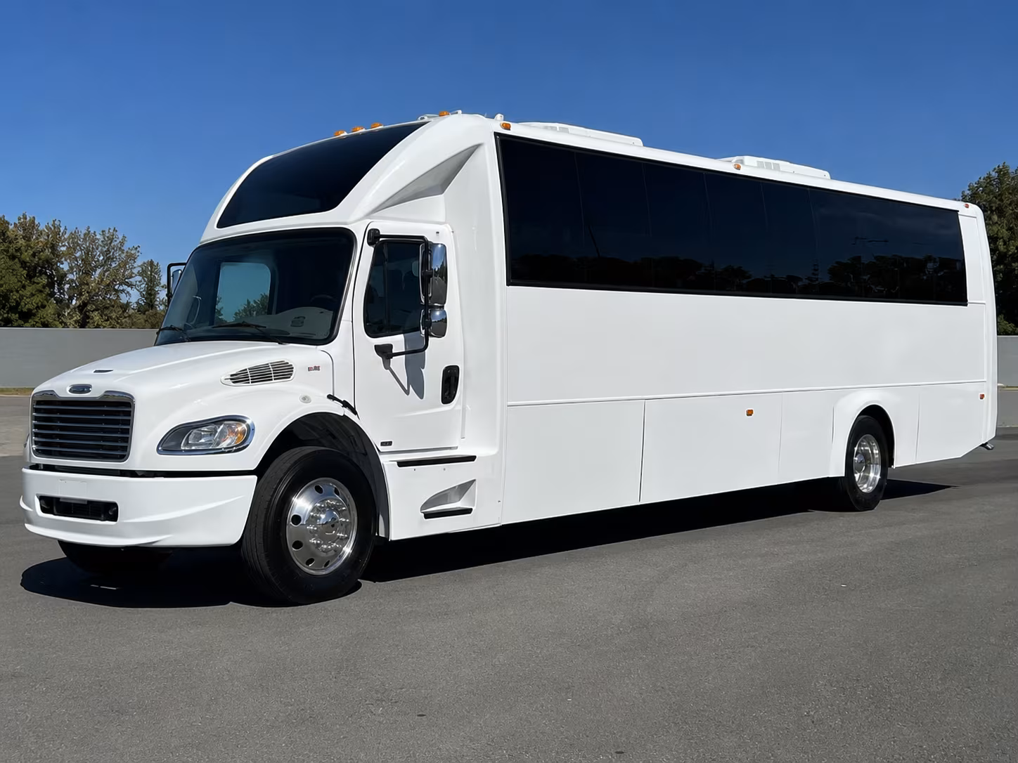 quincea 241 era sweet 16 party bus rental