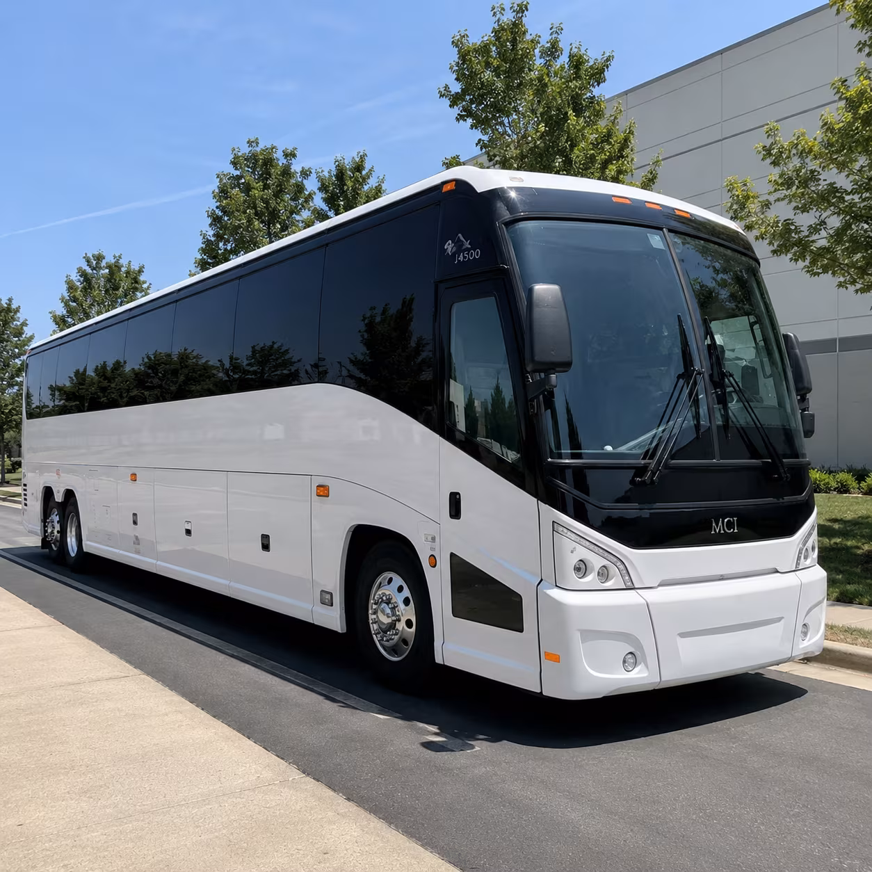 shuttle personnel between milford and naval submarine base new london
